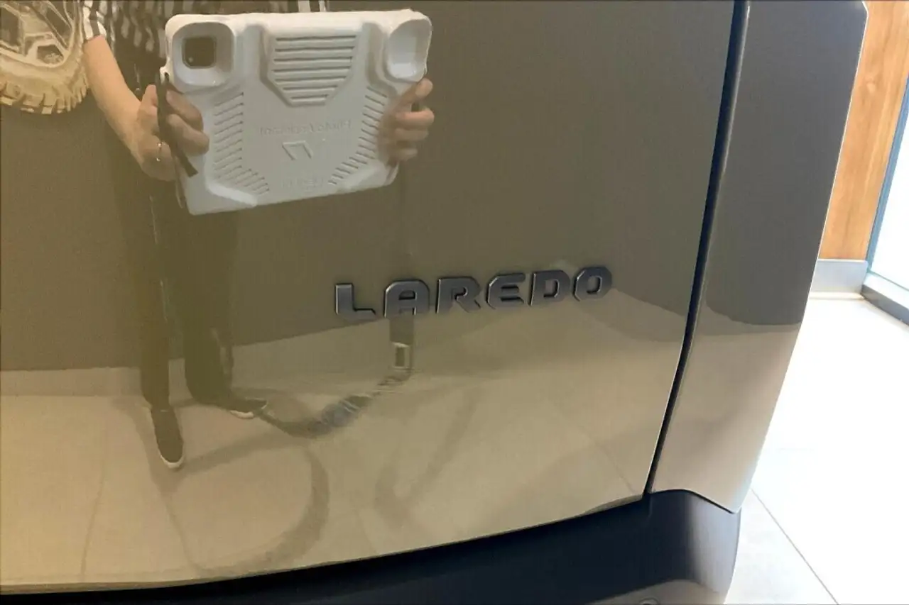 Jeep Cherokee photo Jeep Cherokee