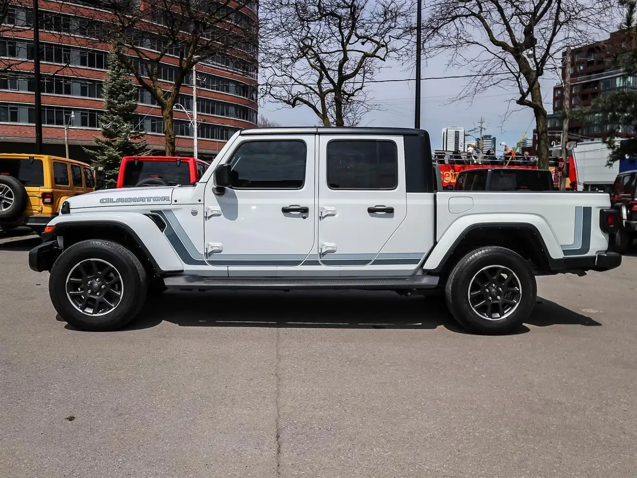 Jeep Gladiator снимка Jeep Gladiator