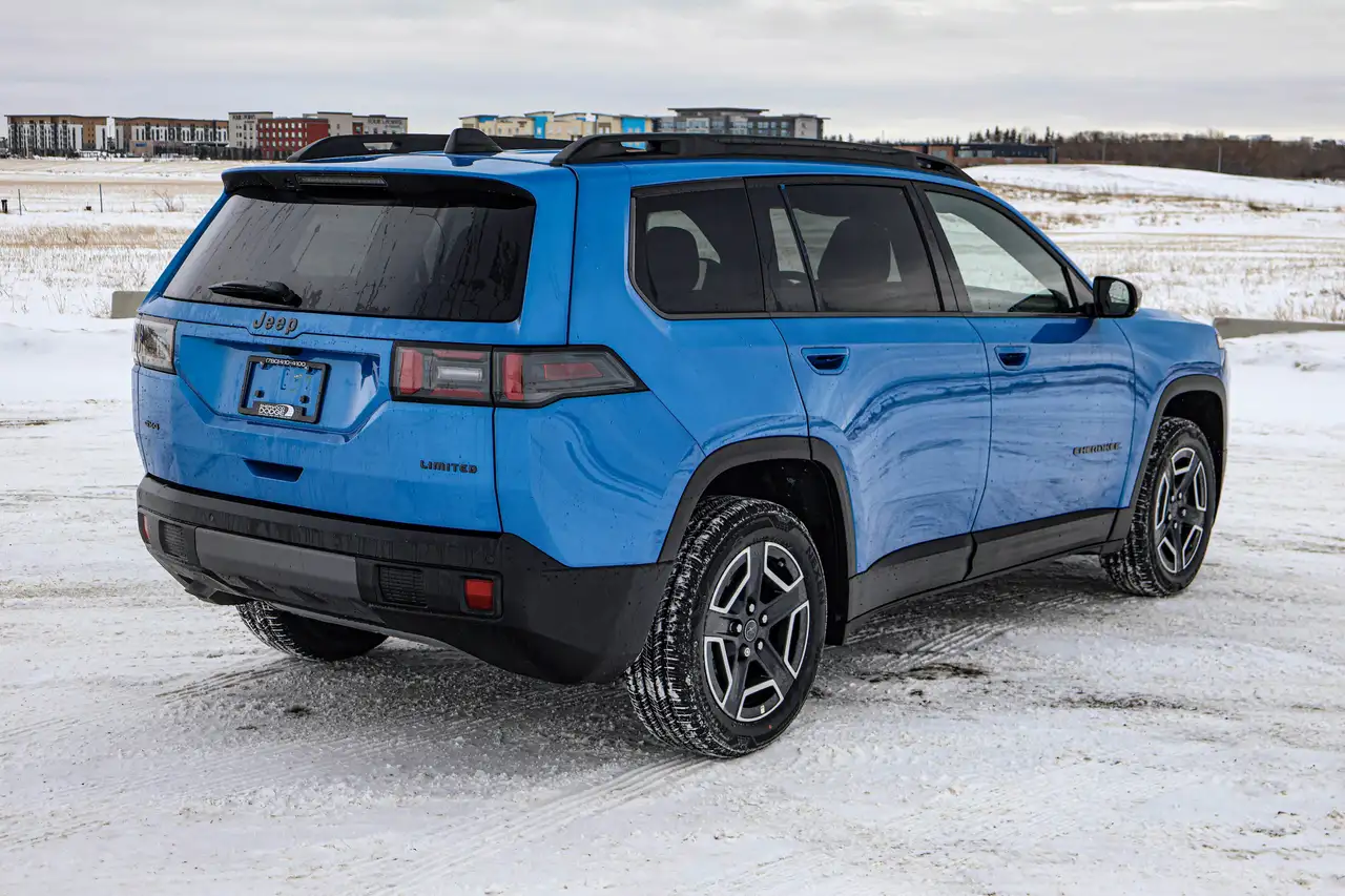 Jeep Cherokee снимка Jeep Cherokee