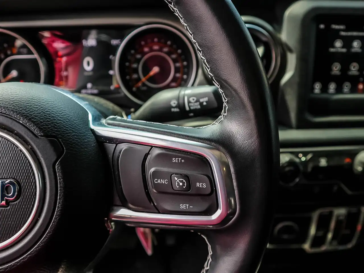 Jeep Gladiator снимка Jeep Gladiator