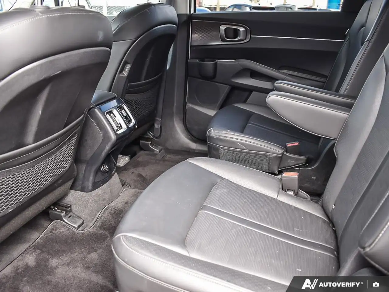 Kia Sorento photo Kia Sorento