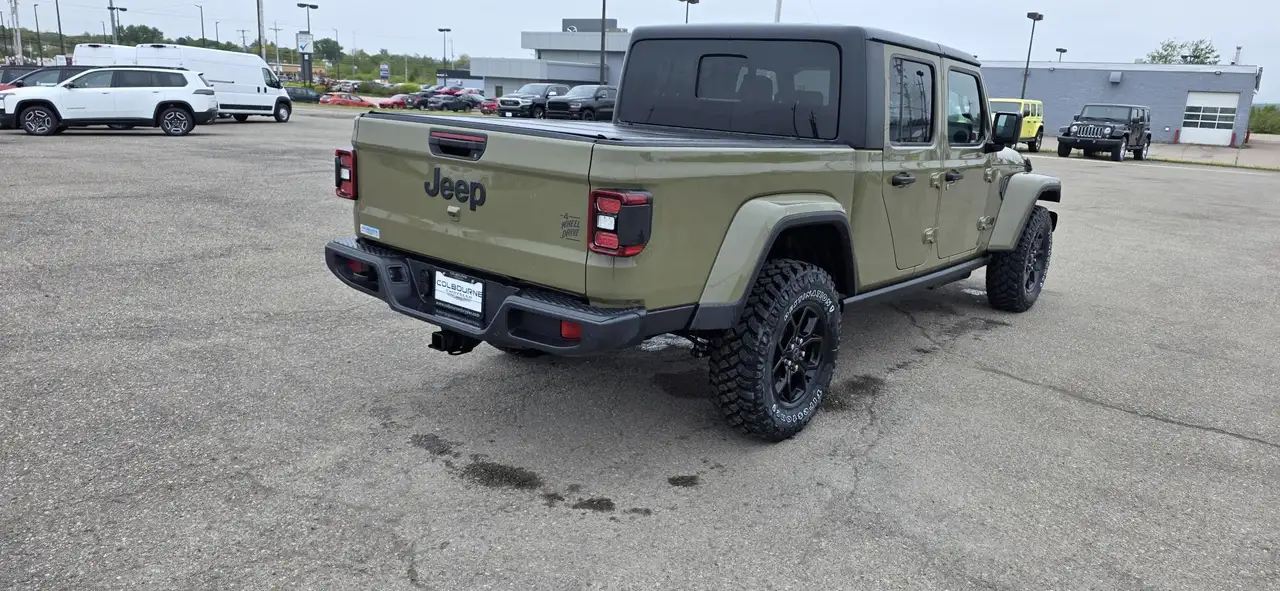 Jeep Gladiator снимка Jeep Gladiator