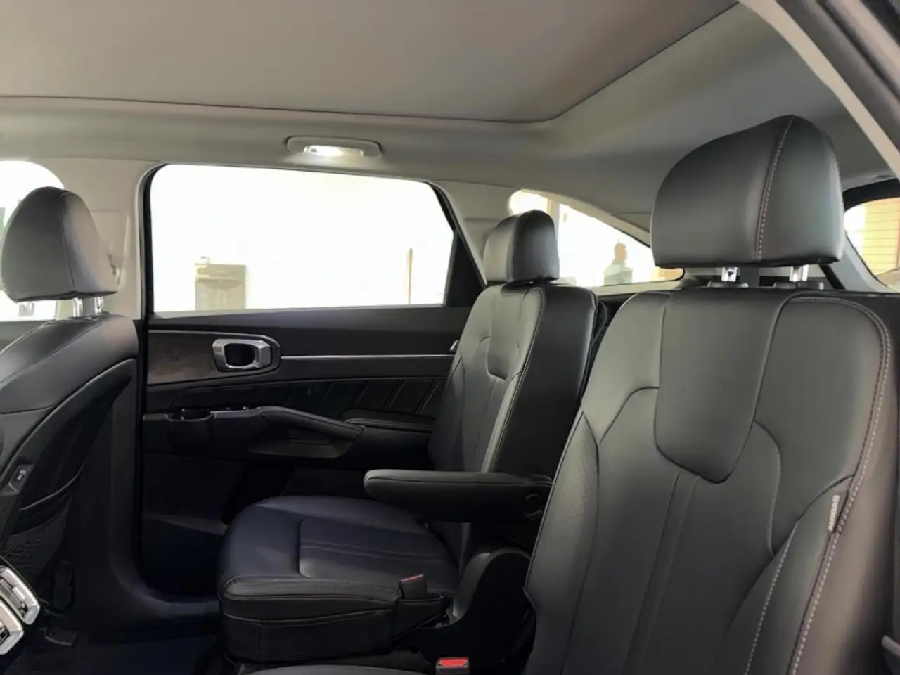 Kia Sorento photo Kia Sorento
