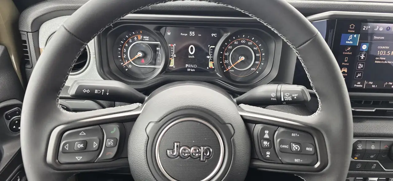 Jeep Gladiator снимка Jeep Gladiator