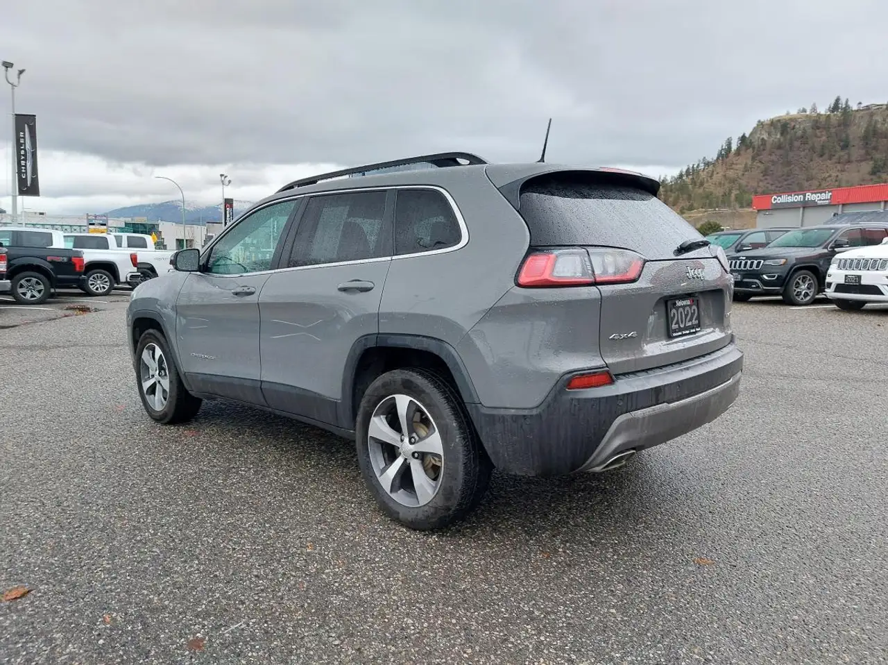 Jeep Cherokee photo Jeep Cherokee
