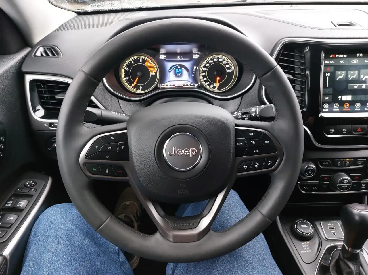 Jeep Cherokee photo Jeep Cherokee