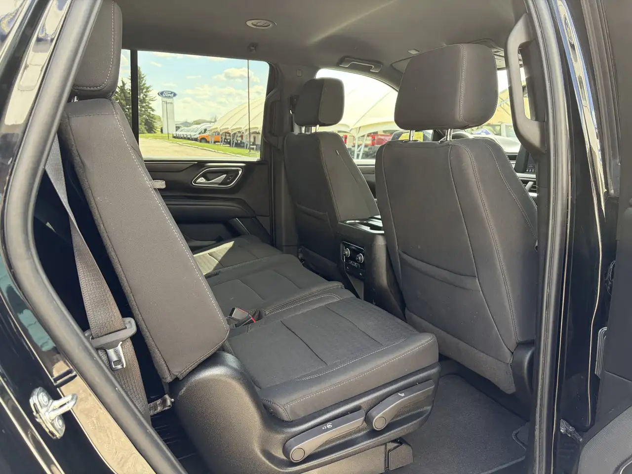 Chevrolet Tahoe снимка Chevrolet Tahoe