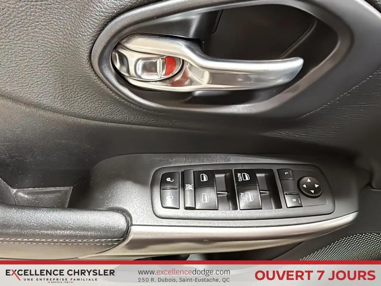 Jeep Cherokee снимка Jeep Cherokee