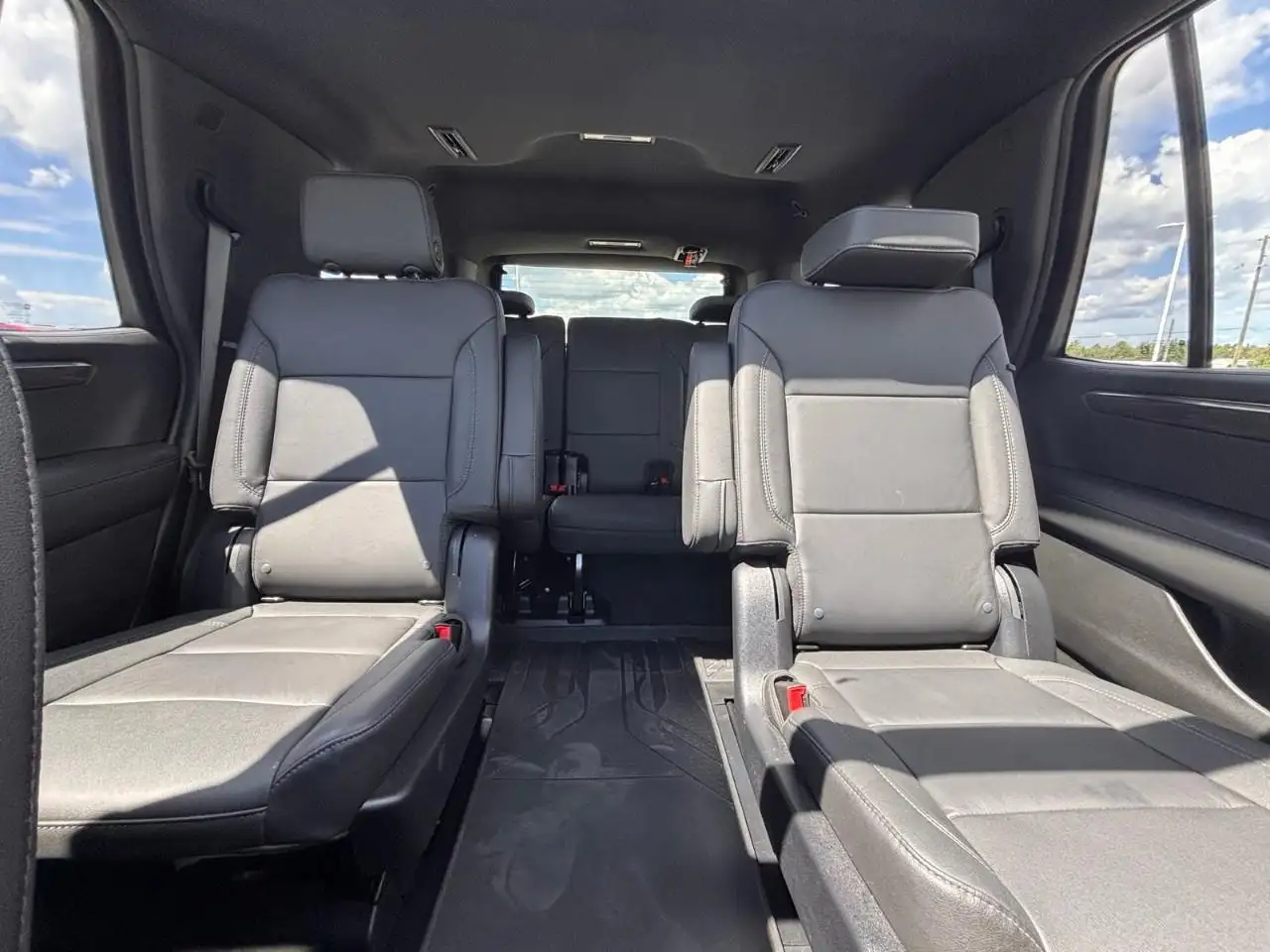 Chevrolet Tahoe снимка Chevrolet Tahoe
