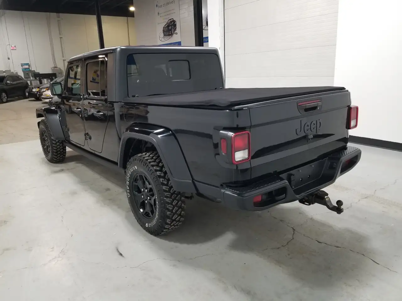 Jeep Gladiator photo Jeep Gladiator