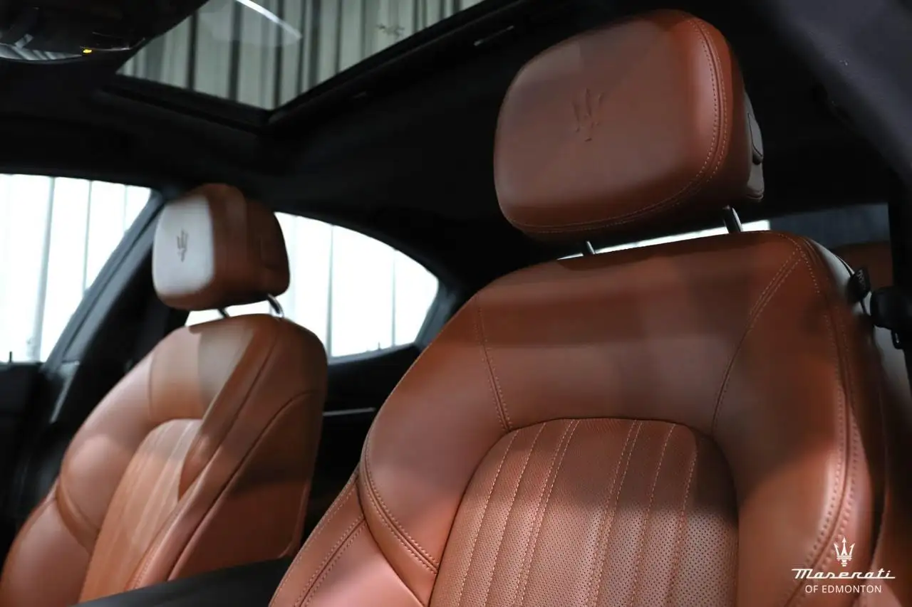 Maserati Ghibli снимка Maserati Ghibli