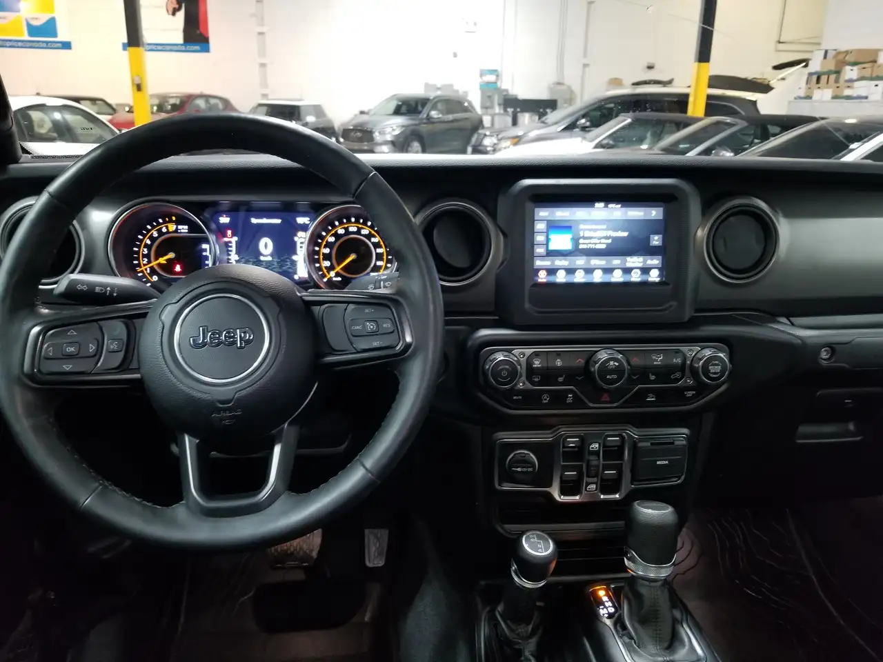 Jeep Gladiator photo Jeep Gladiator