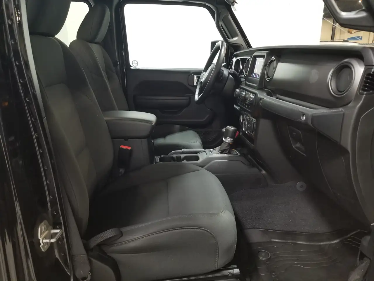 Jeep Gladiator photo Jeep Gladiator