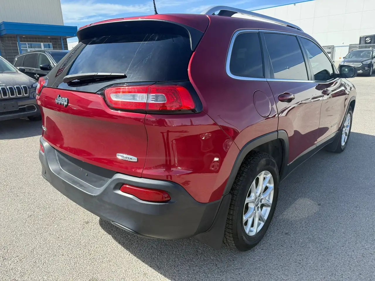 Jeep Cherokee снимка Jeep Cherokee