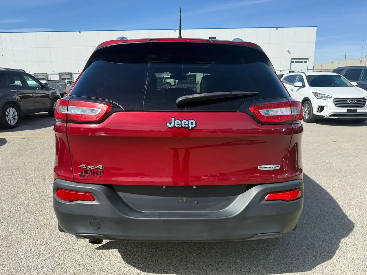 Jeep Cherokee снимка Jeep Cherokee