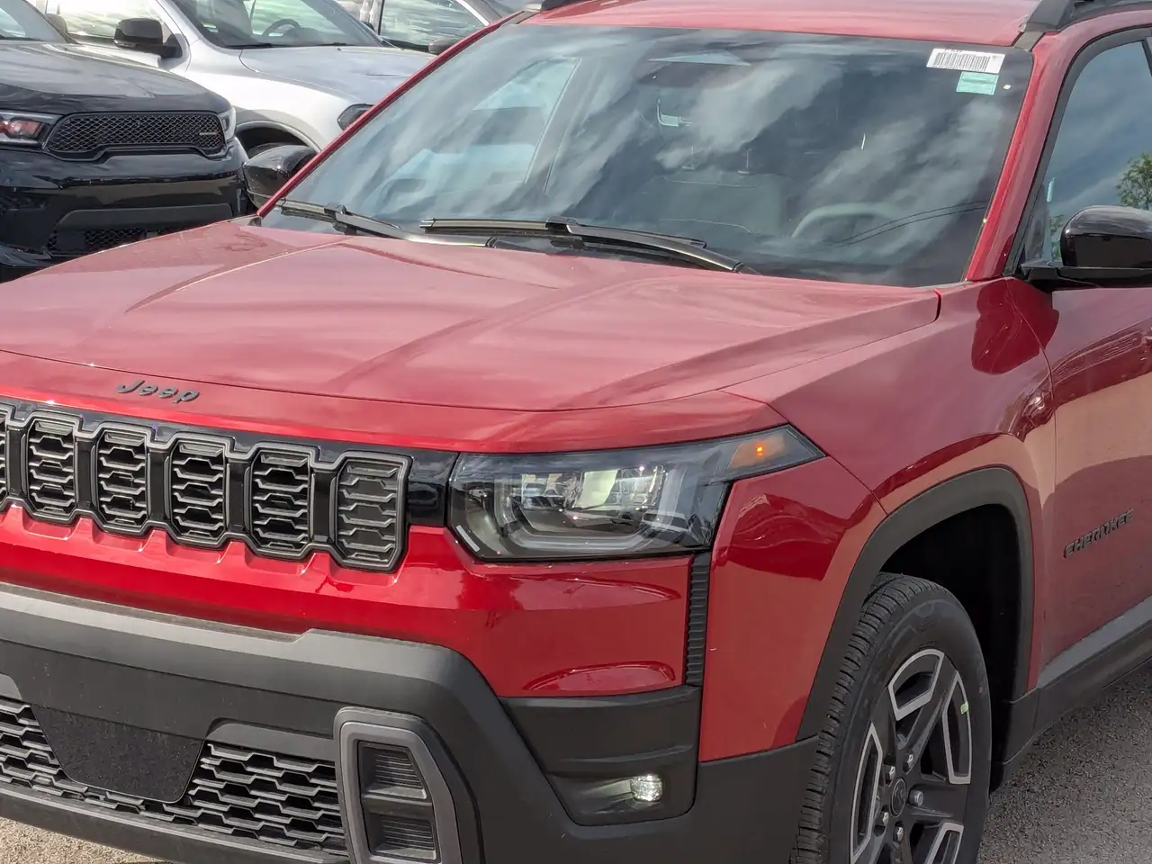 Jeep Cherokee снимка Jeep Cherokee