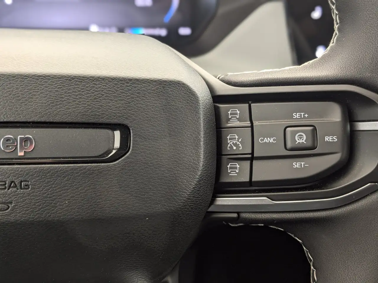 Jeep Cherokee снимка Jeep Cherokee