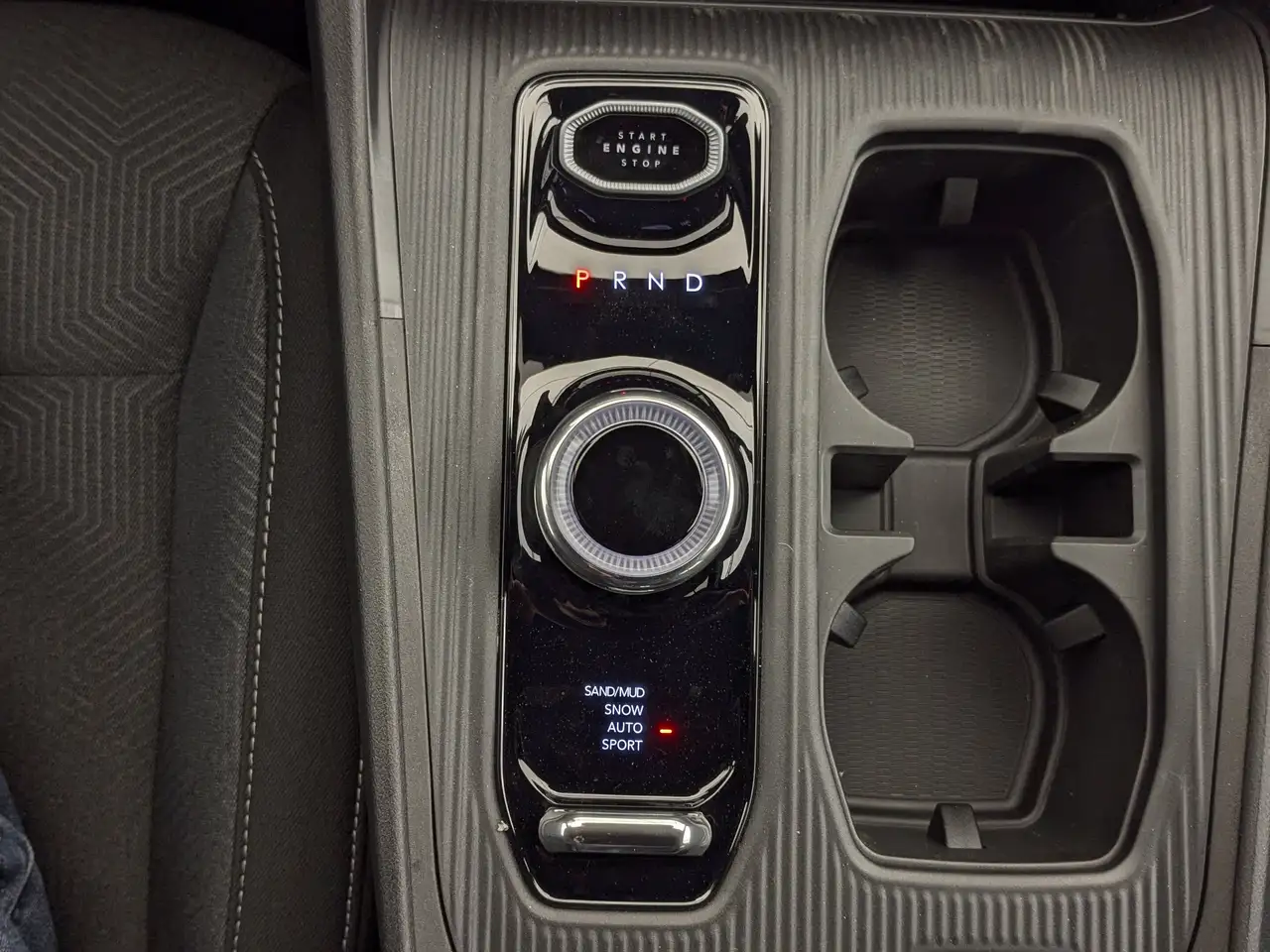 Jeep Cherokee снимка Jeep Cherokee