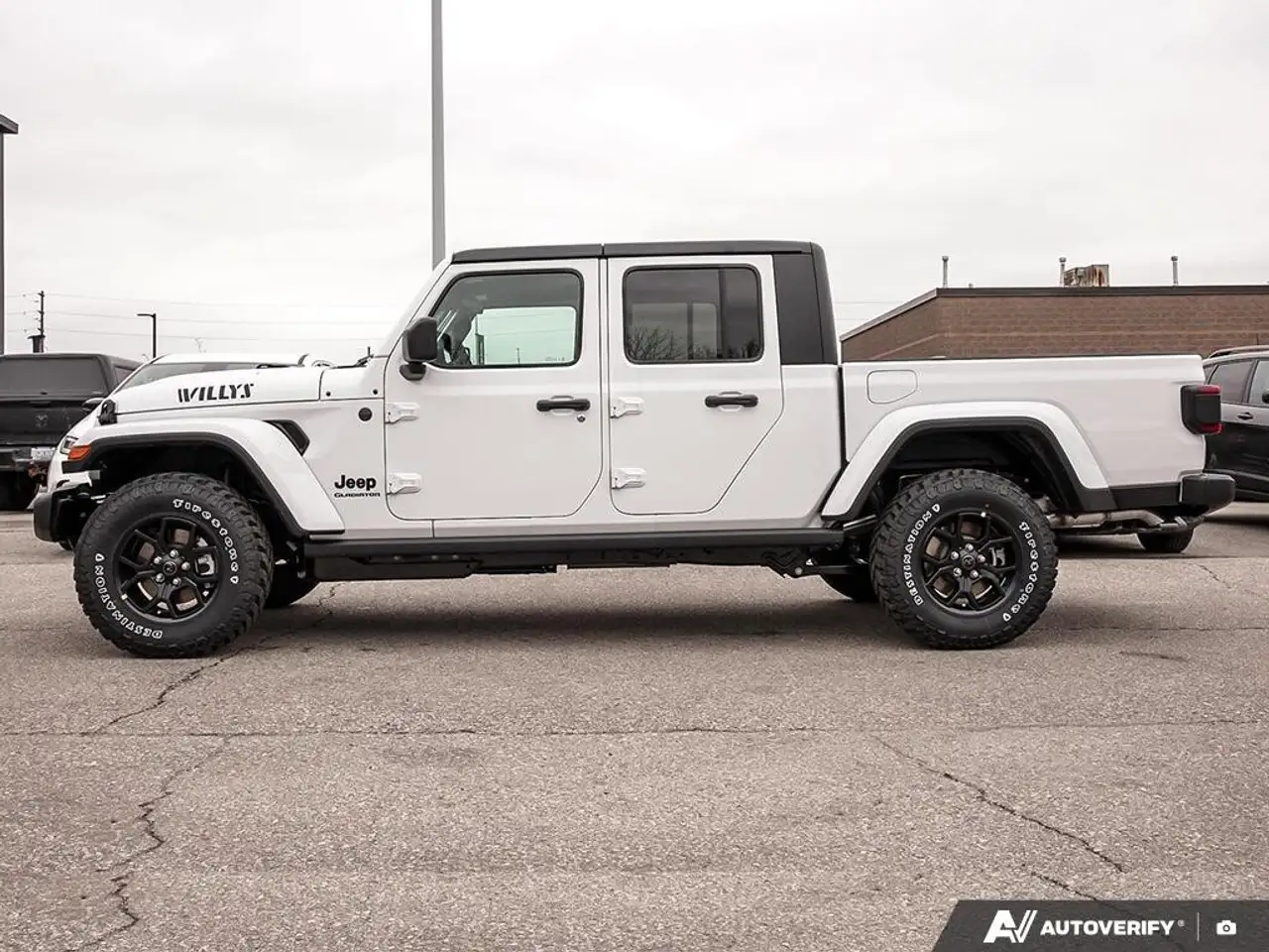 Jeep Gladiator photo Jeep Gladiator
