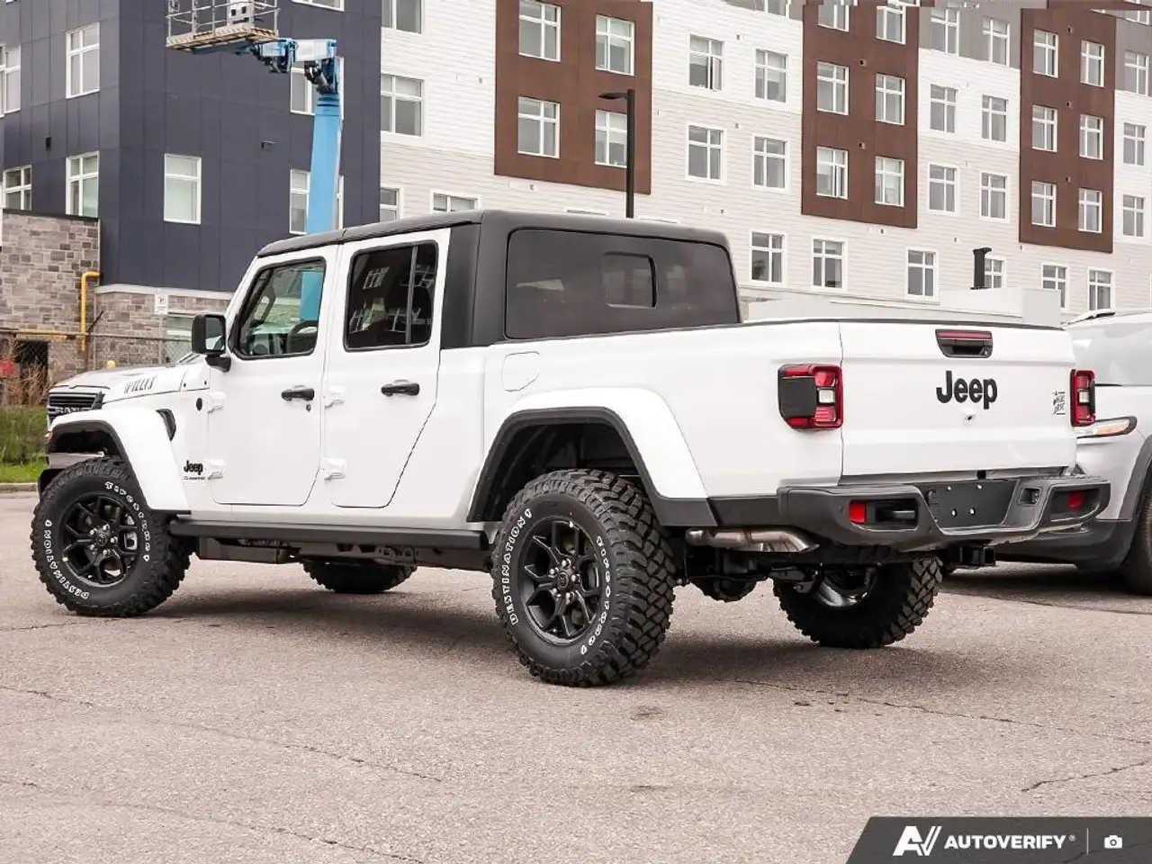 Jeep Gladiator photo Jeep Gladiator