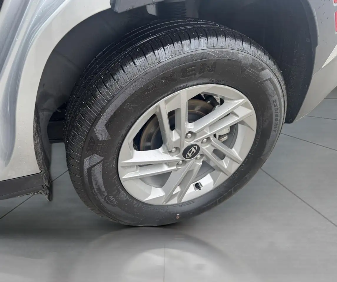 Hyundai TUCSON снимка Hyundai TUCSON