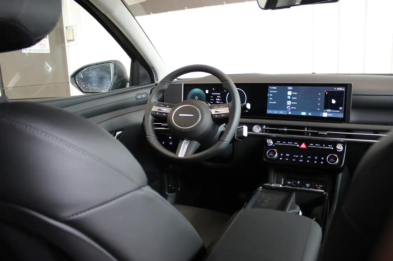 Hyundai TUCSON снимка Hyundai TUCSON