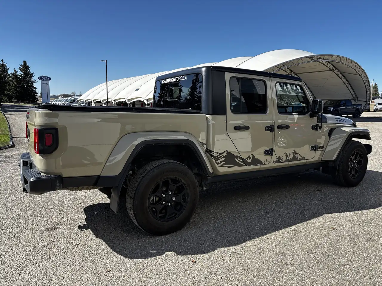 Jeep Gladiator photo Jeep Gladiator