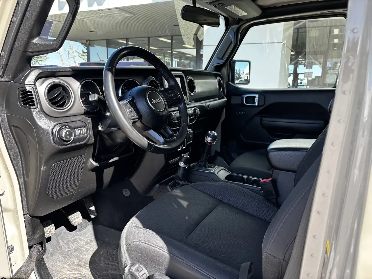 Jeep Gladiator photo Jeep Gladiator