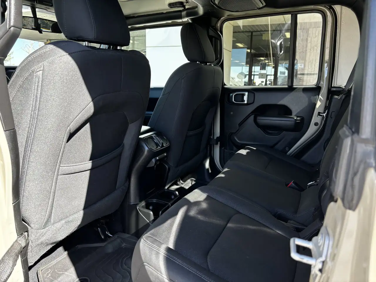 Jeep Gladiator photo Jeep Gladiator