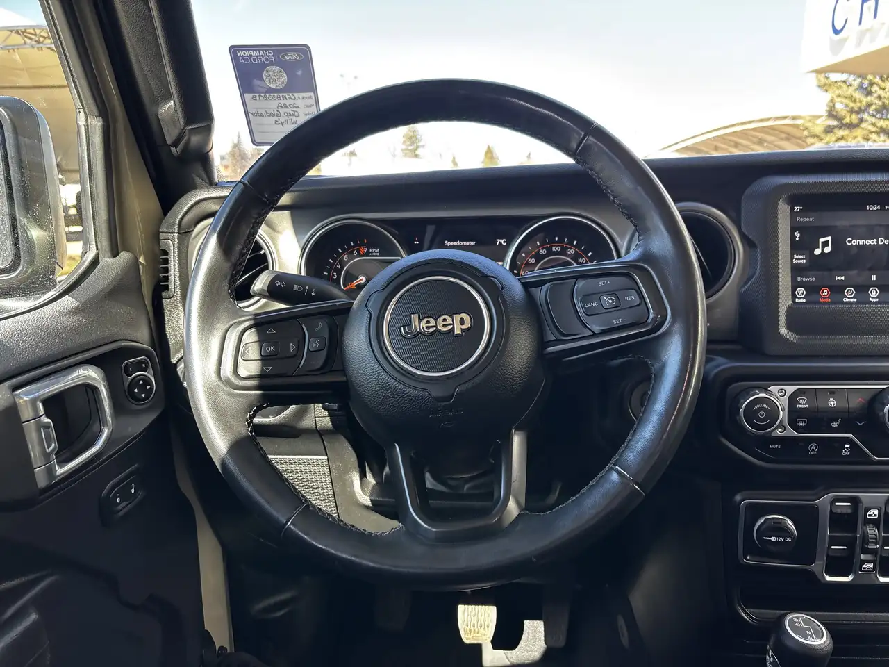 Jeep Gladiator photo Jeep Gladiator