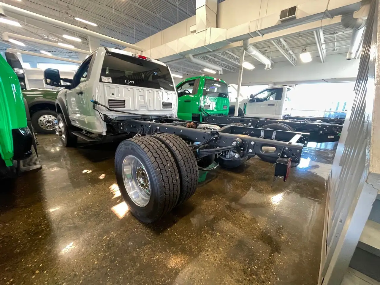 Ford F-600 Super Duty снимка Ford F-600 Super Duty