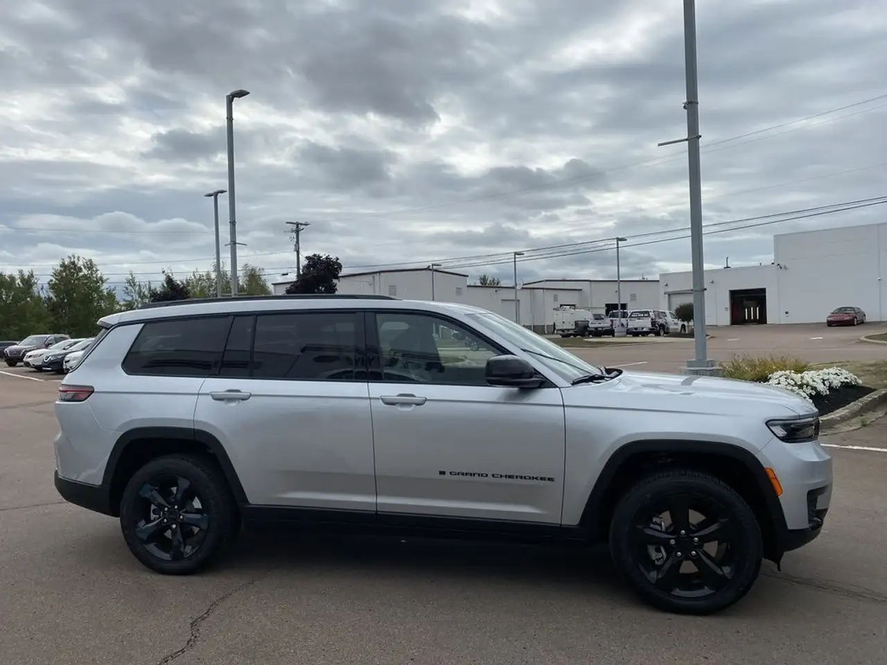 Jeep Grand Cherokee снимка Jeep Grand Cherokee