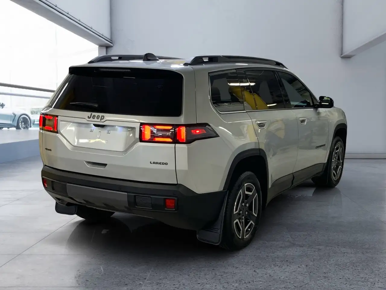 Jeep Cherokee снимка Jeep Cherokee