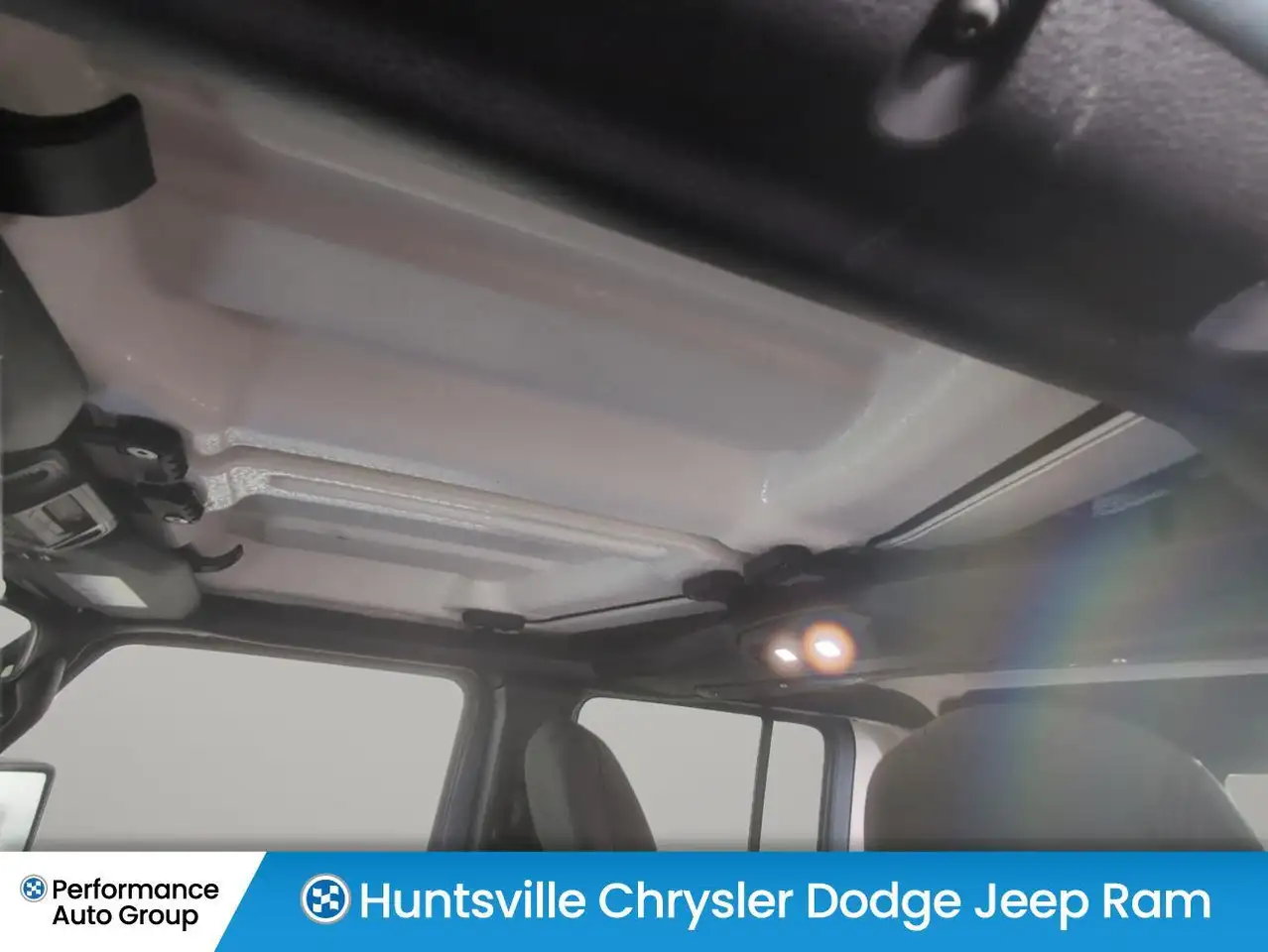 Jeep Gladiator photo Jeep Gladiator
