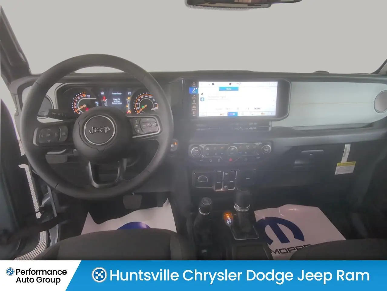 Jeep Gladiator photo Jeep Gladiator