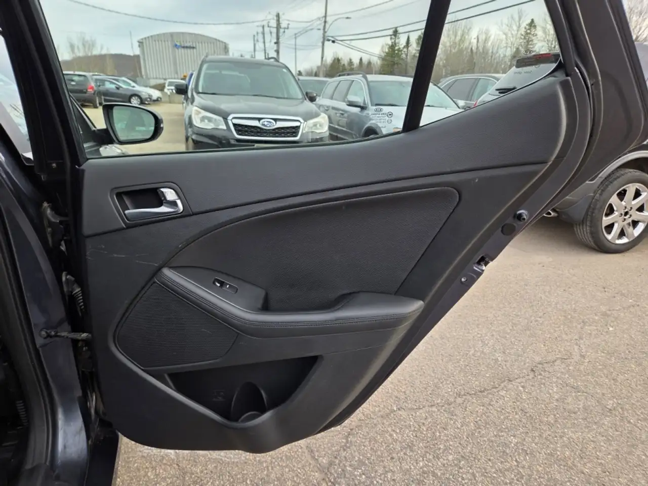 Kia Optima снимка Kia Optima