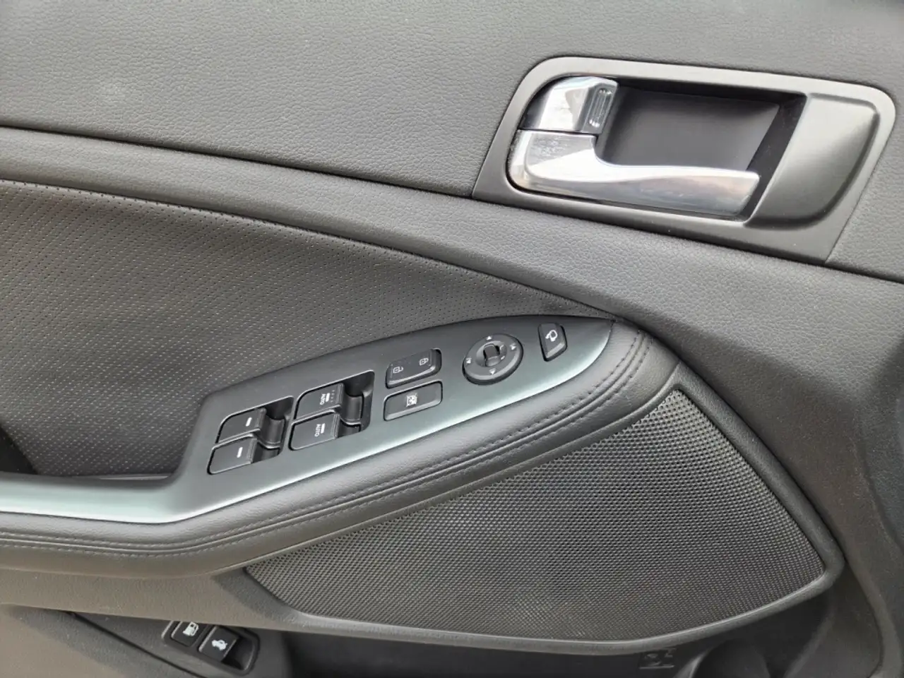 Kia Optima снимка Kia Optima