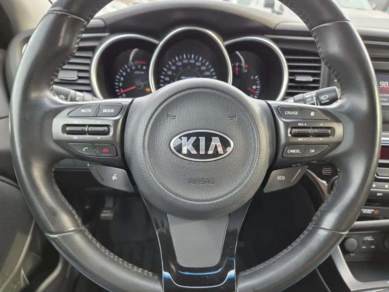 Kia Optima снимка Kia Optima