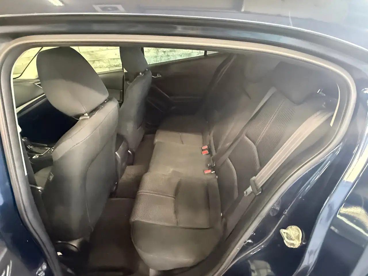 Mazda 3 снимка Mazda 3