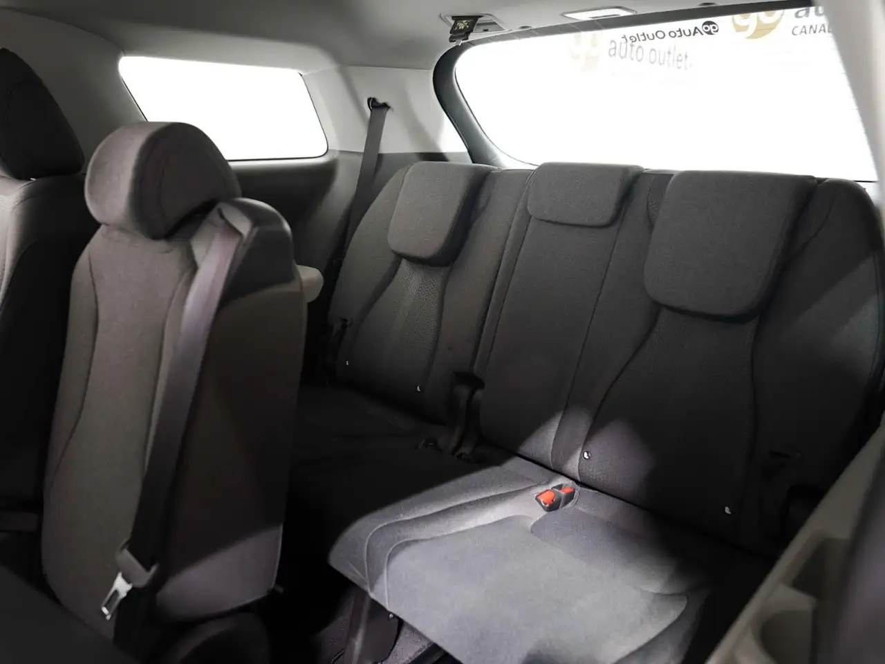 Kia Carnival снимка Kia Carnival
