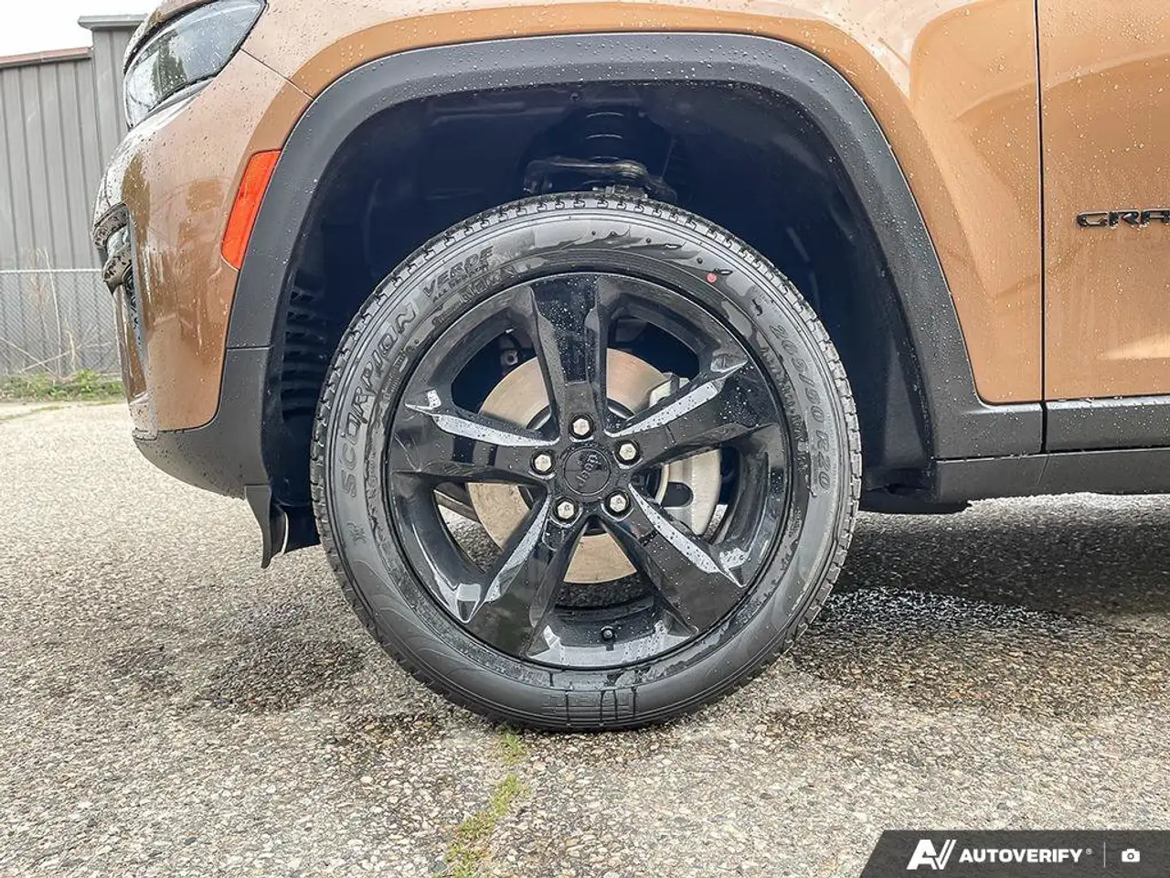 Jeep Grand Cherokee снимка Jeep Grand Cherokee