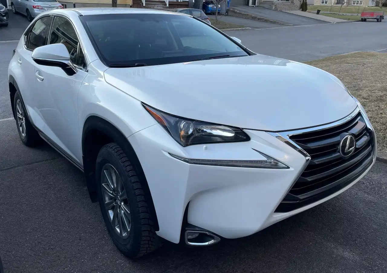 Lexus NX снимка Lexus NX