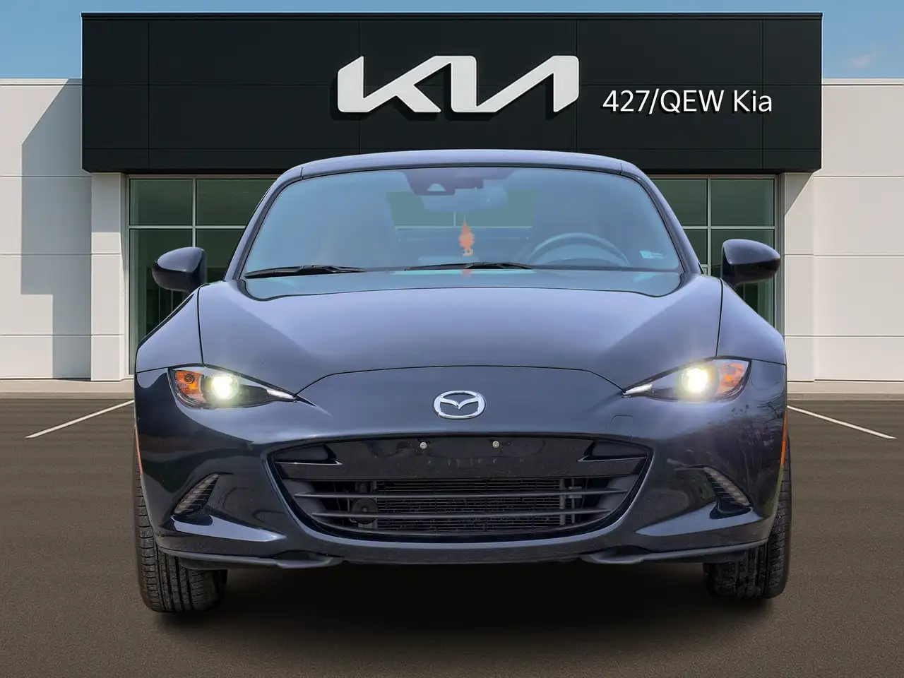 Mazda MX-5 Miata photo Mazda MX-5 Miata