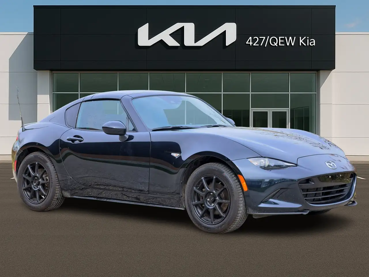 Mazda MX-5 Miata photo Mazda MX-5 Miata