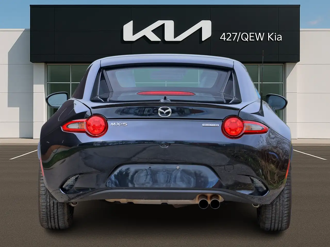 Mazda MX-5 Miata photo Mazda MX-5 Miata