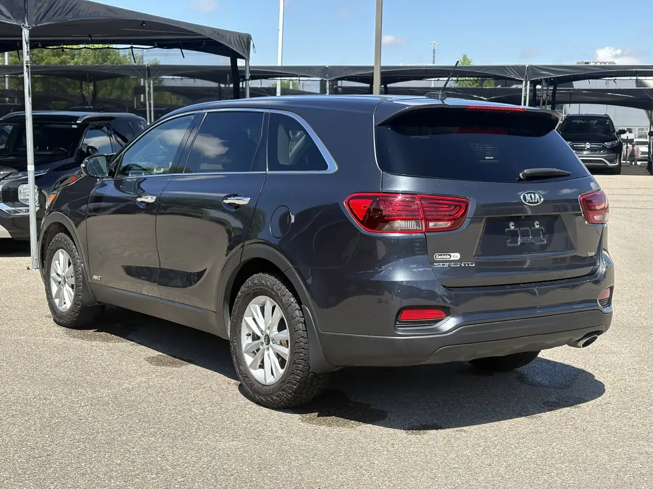 Kia Sorento photo Kia Sorento
