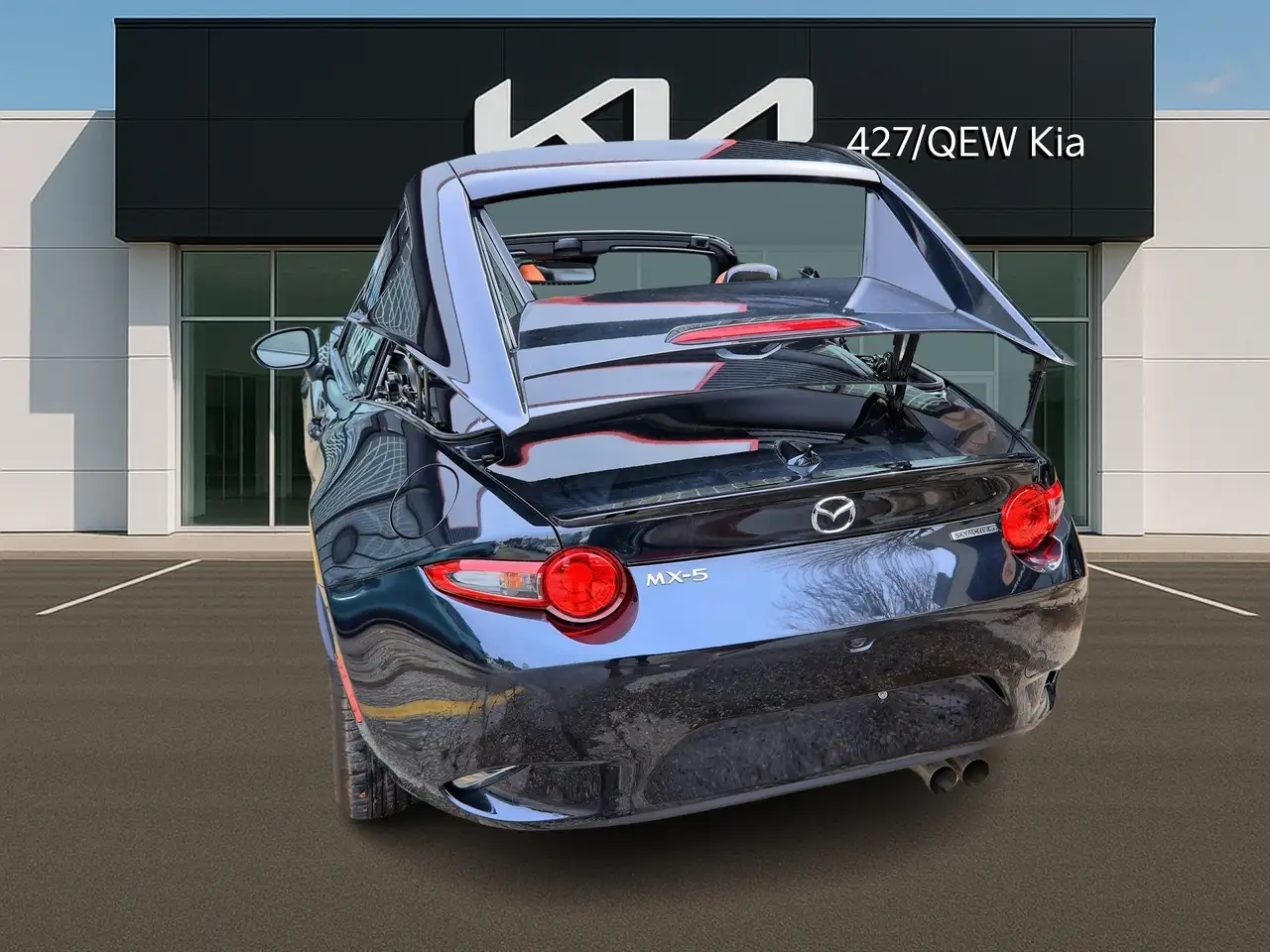 Mazda MX-5 Miata photo Mazda MX-5 Miata