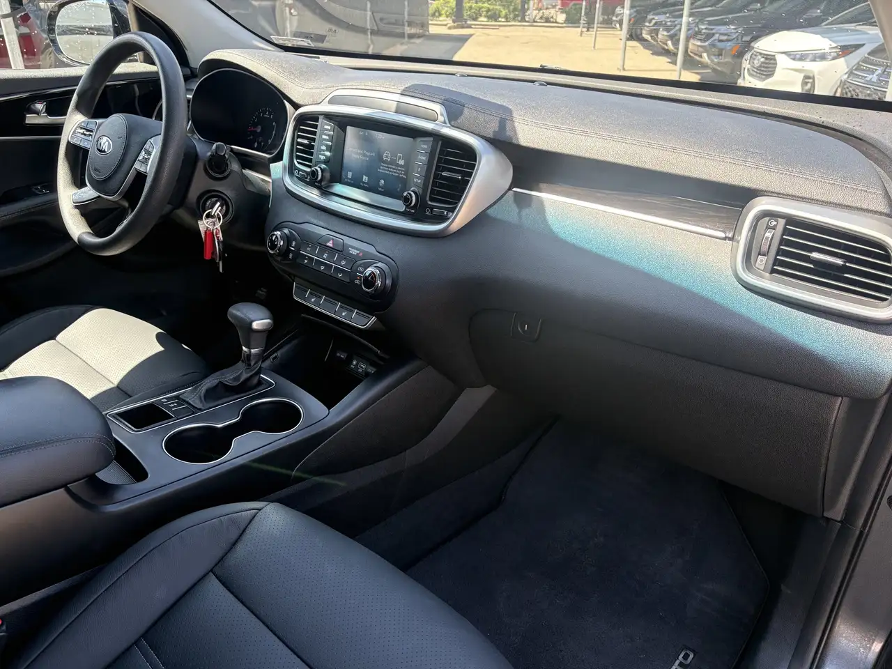 Kia Sorento photo Kia Sorento