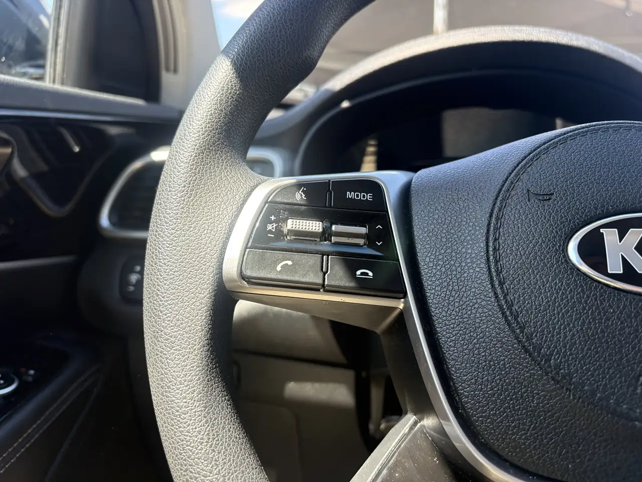 Kia Sorento photo Kia Sorento