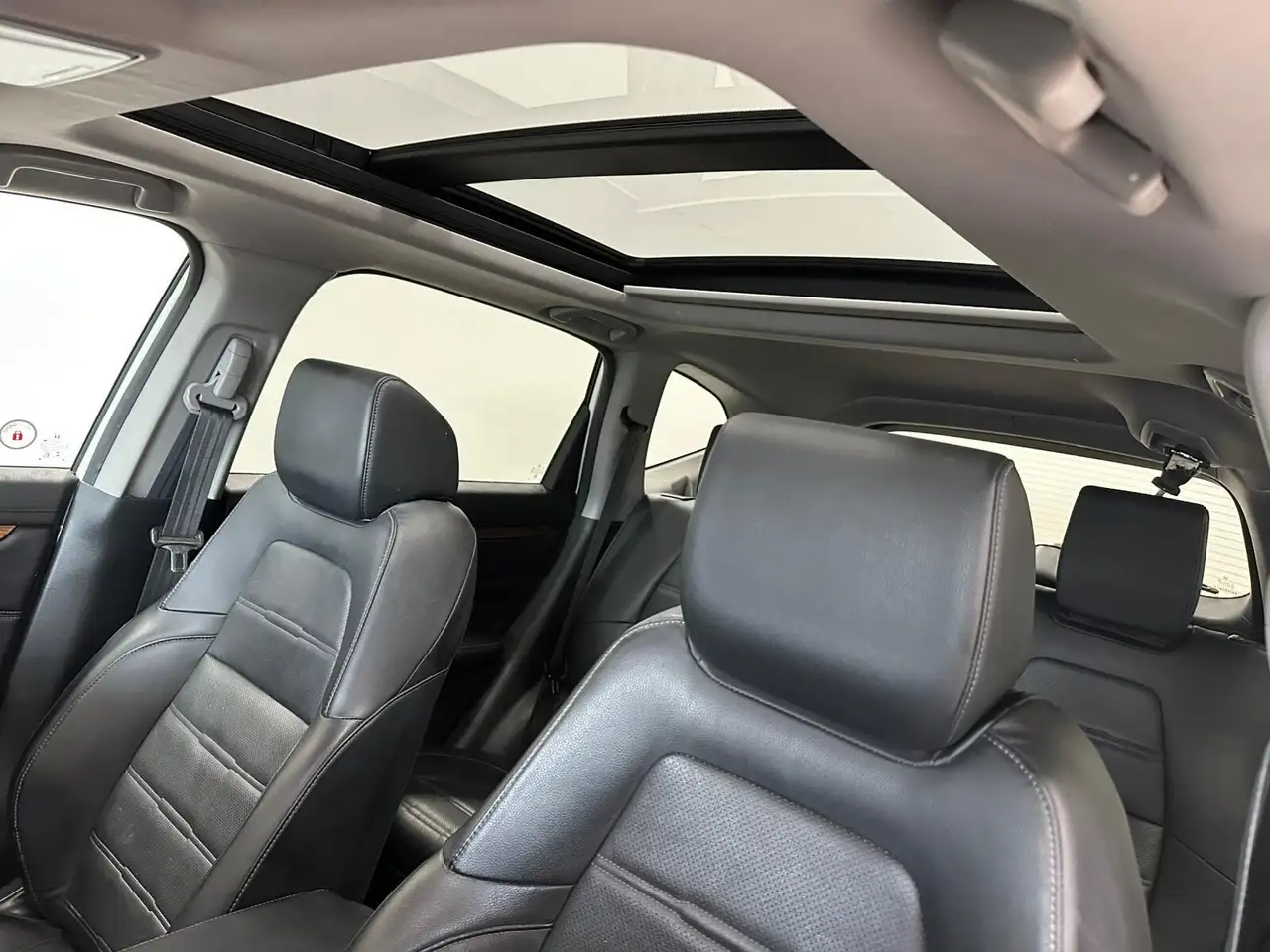 Honda CR-V photo Honda CR-V